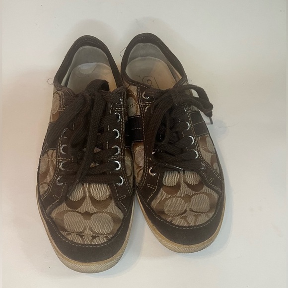 Coach Brad Logo Lace Up Sneakers Sz 8 Casual Shoes - Picture 2 of 9